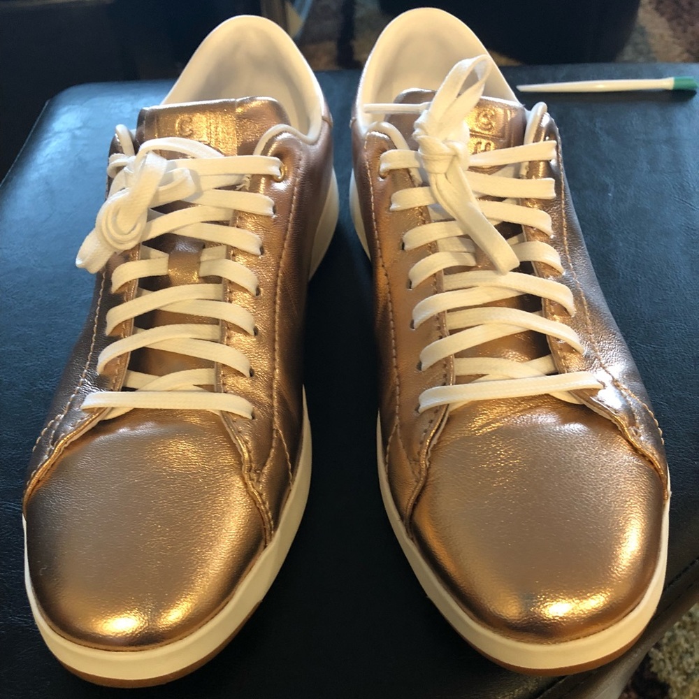 Cole Haan Grandpro Tennis sneakers size 8.5B